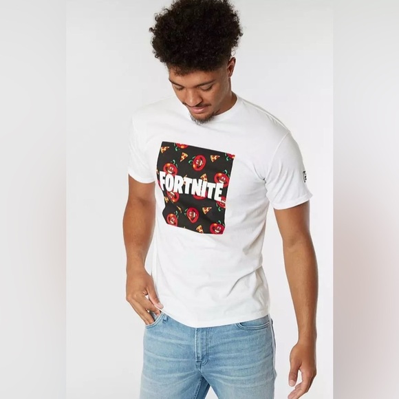 Neff Quad Fortnite Men’s medium short sleeve T-shirt w/Tomato and Pizza Graphics - Picture 1 of 5